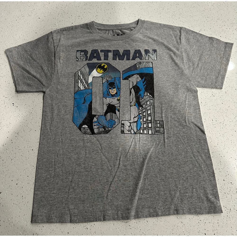Batman Unisex Adult T Shirt for Men and Women Size L